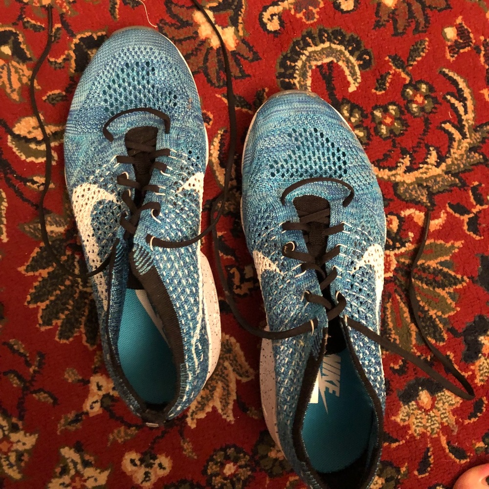Nike Flyknit Racers Women’s Size 7